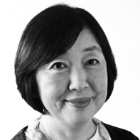 西 悦子